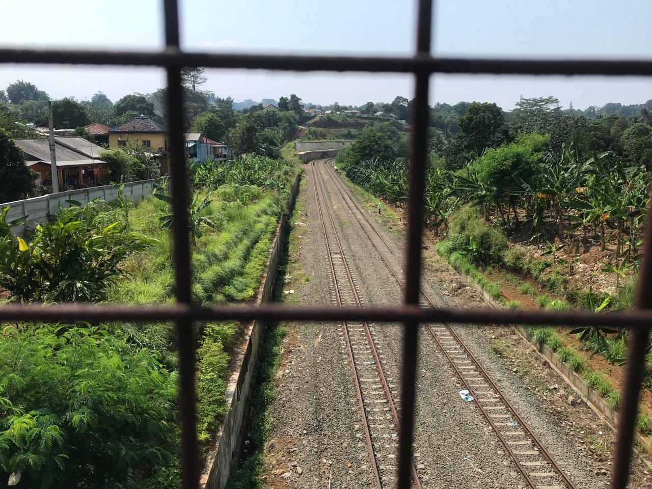 Proyek double track yang masih belum mencapai Sukabumi (Foto Faris Fadhillah )